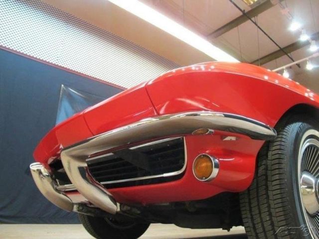 1965 Chevrolet Corvette - photo 10