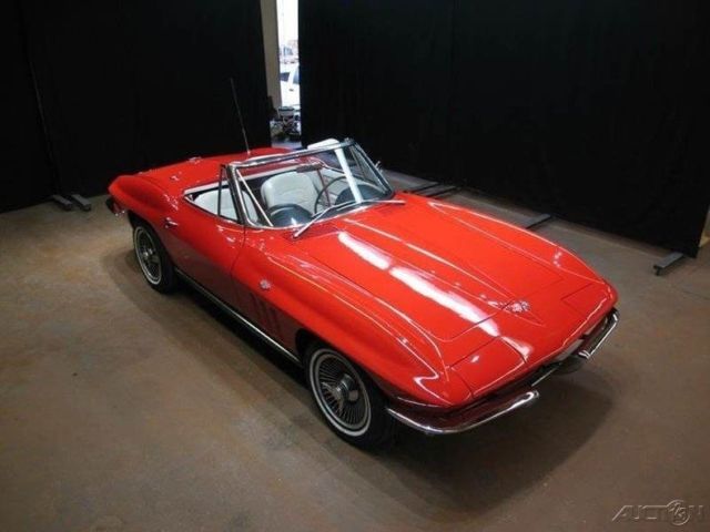 1965 Chevrolet Corvette - photo 6