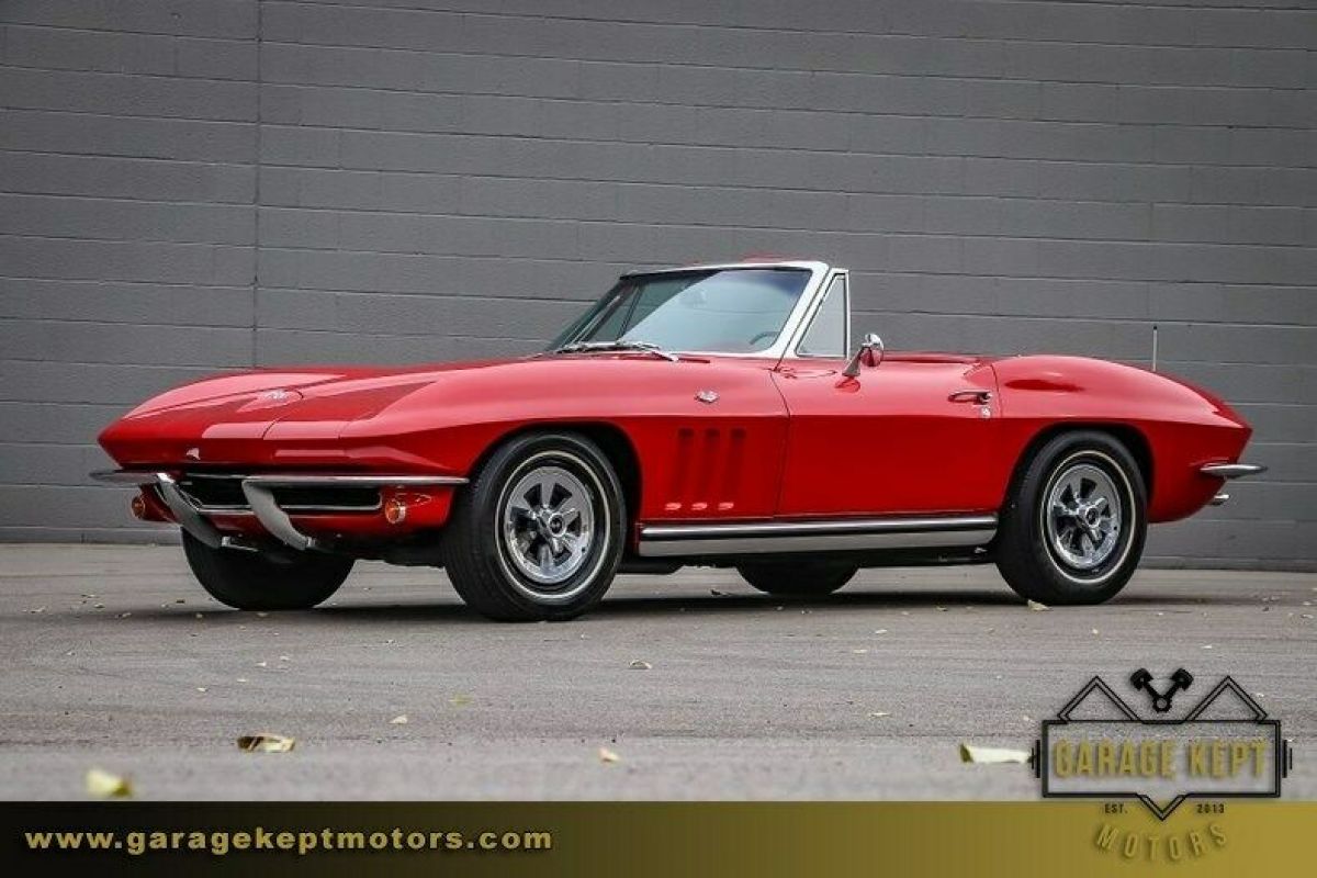 1965 Chevrolet Corvette Convertible - photo 3