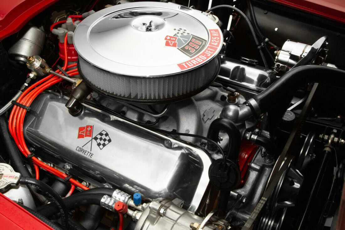 1965 Chevrolet Corvette Convertible, Red/Black, 502ci Engine, 700R4 Automa - photo 10