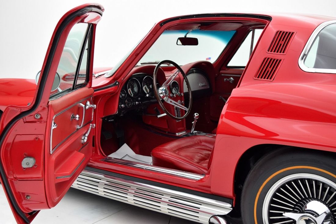 1965 Chevrolet Corvette Coupe - photo 12