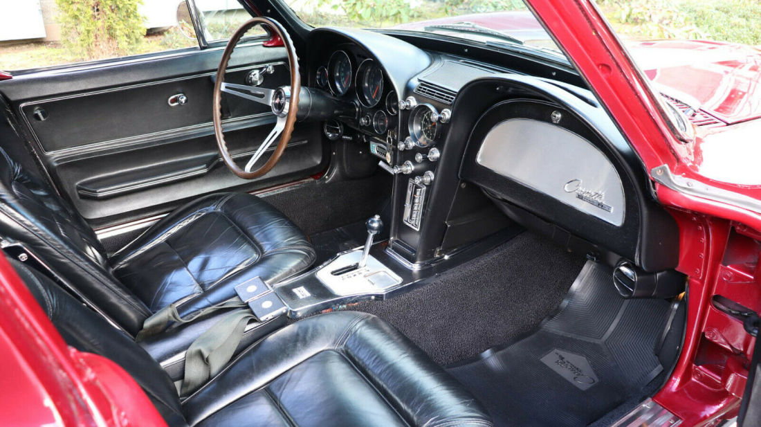 1965 Chevrolet Corvette Coupe - photo 9
