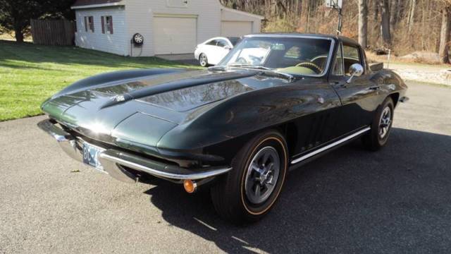 1965 CHEVROLET CORVETTE COUPE MATCHING NUMBERS 1965 Chevrolet Corvette COUPE