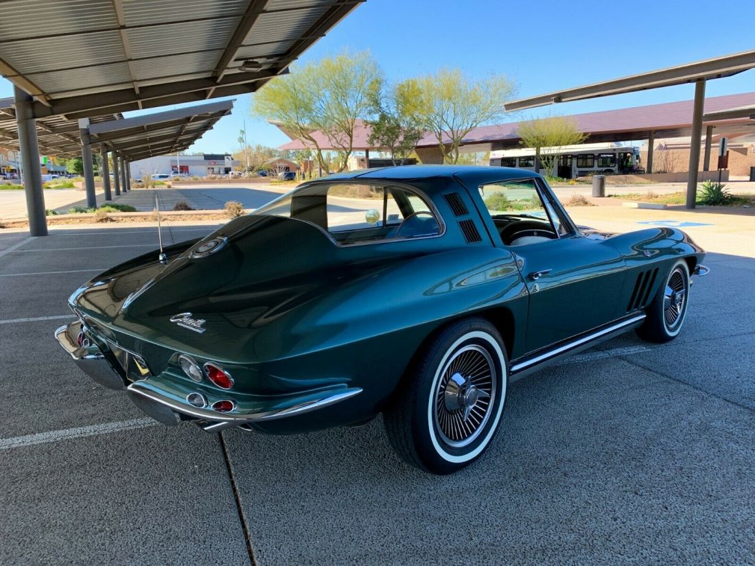 1965 Chevrolet Corvette Coupe - photo 12