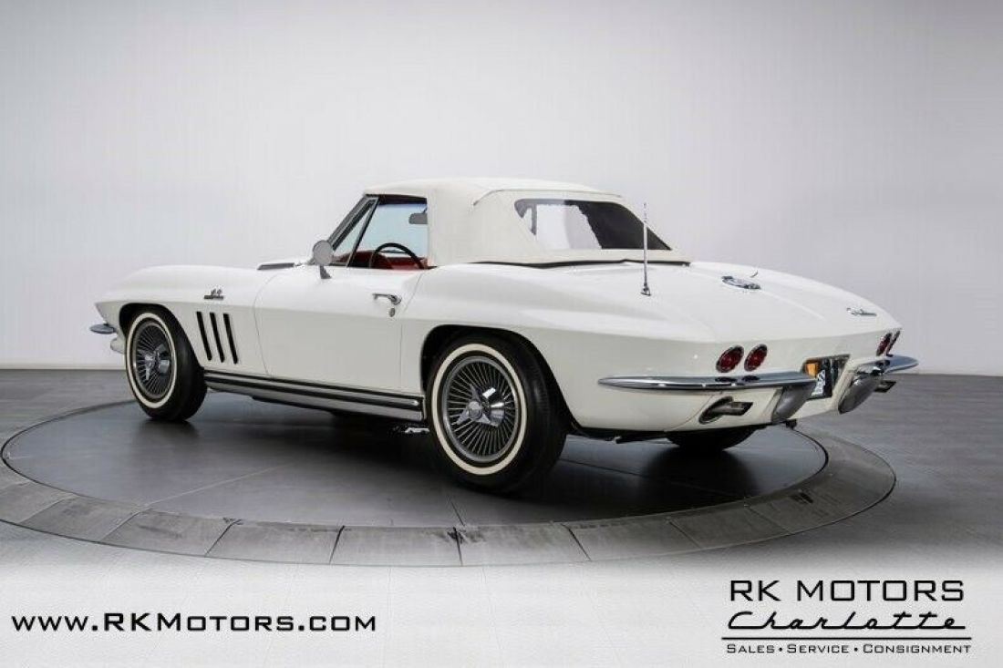 1965 Chevrolet Corvette - photo 12