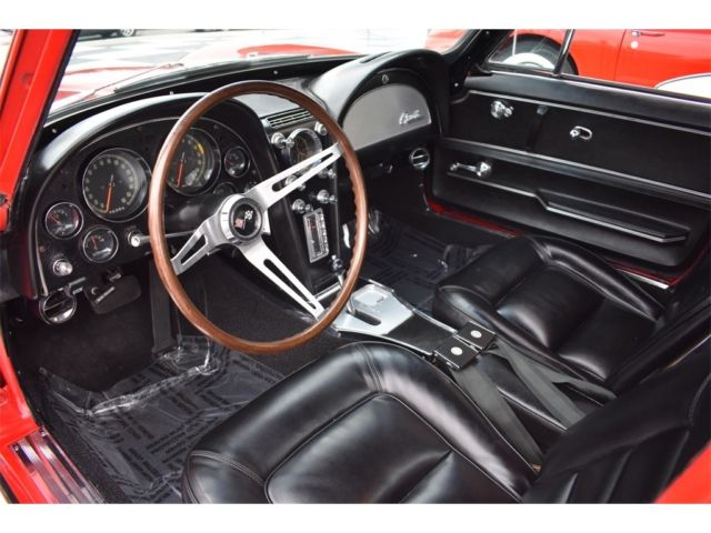 1965 Chevrolet Corvette - photo 2