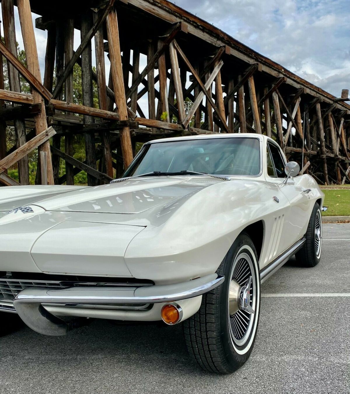 1965 Chevrolet Corvette - photo 4
