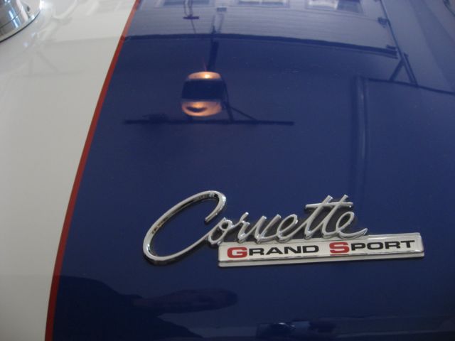 1965 Chevrolet Corvette - photo 9