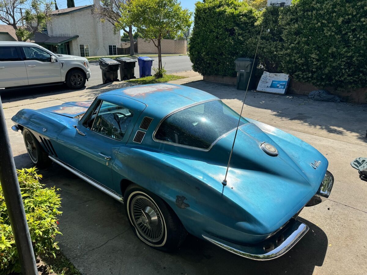 1965 Chevrolet Corvette - photo 5