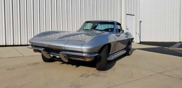 1965 Chevrolet Corvette Coupe - photo 3