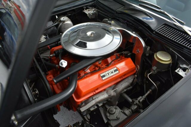 1965 Chevrolet Corvette - photo 3