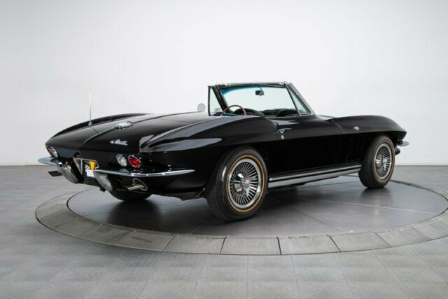 1965 Chevrolet Corvette -- - photo 2
