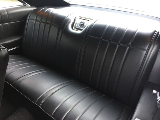 1965 Chevrolet Impala Base Hardtop 2-Door - photo 7