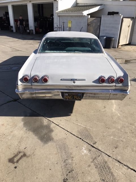 1965 Chevrolet Impala 4 door no post - photo 8