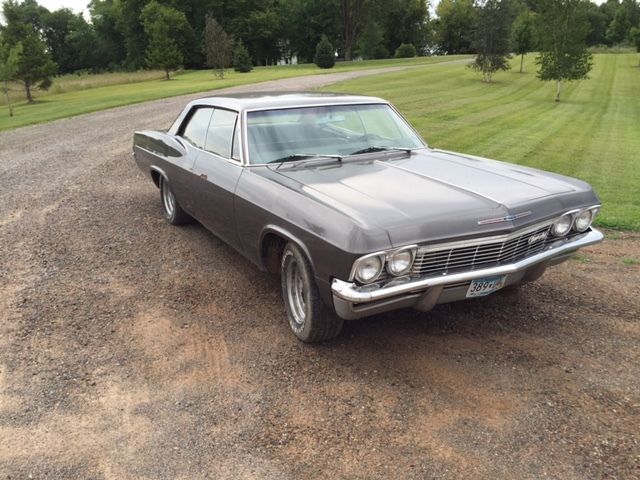 1965 Chevrolet Impala - photo 2