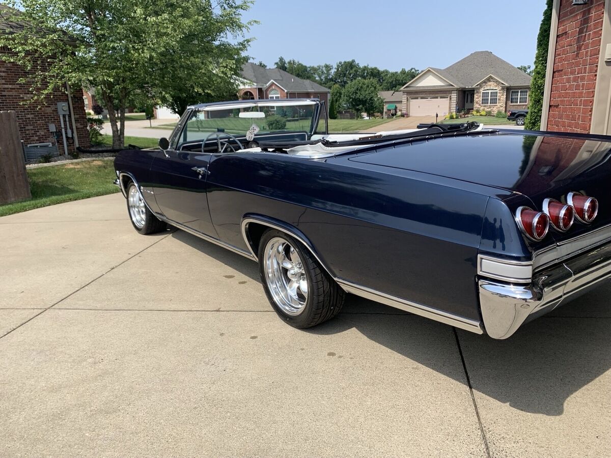 1965 Chevrolet Impala - photo 4