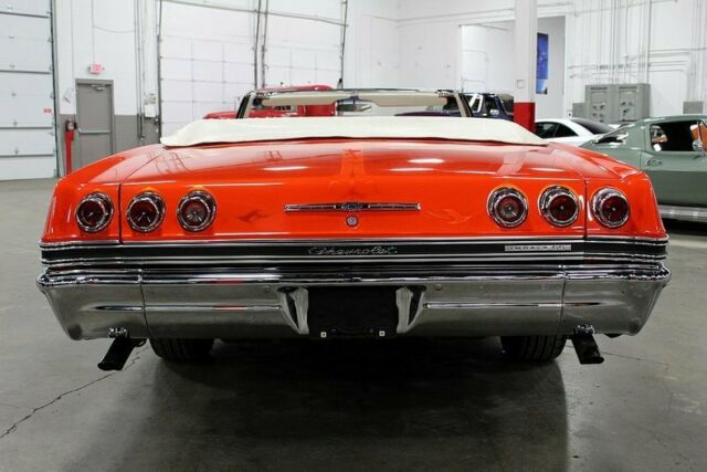 1965 Chevrolet Impala Convertible - photo 4