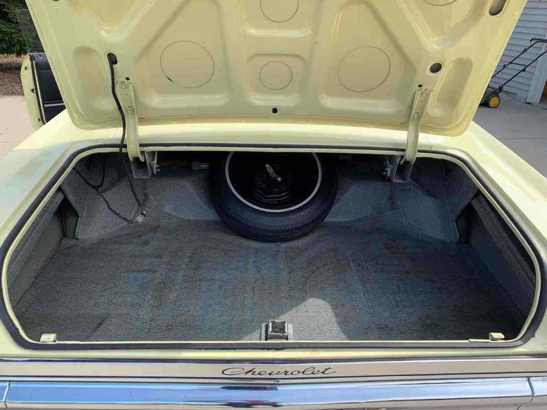 1965 Chevrolet Impala 2 door - photo 4