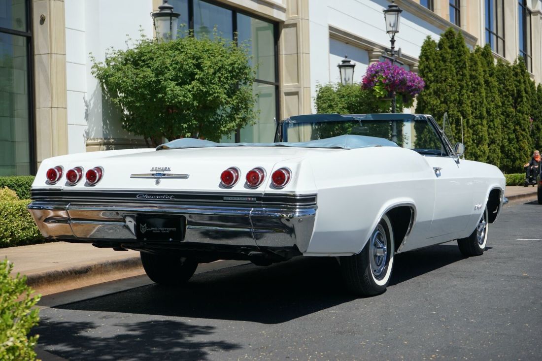 1965 Chevrolet Impala SS - photo 9