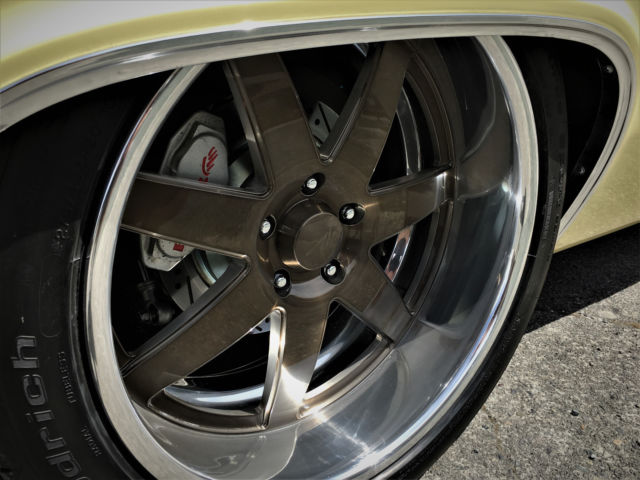1965 Chevrolet Impala SS Convertible - photo 8