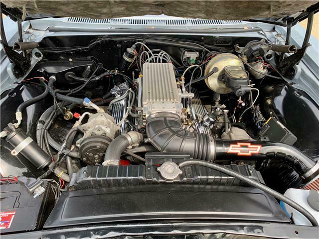 1965 Chevrolet Impala -- - photo 13