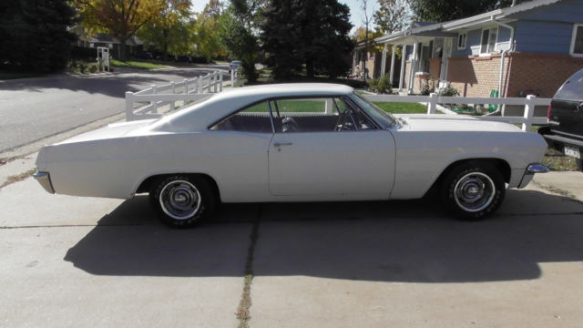 1965 Chevrolet Impala SS Super Sport. Original 6 cylinder Powerglide. Nice Car 1965 Chevrolet Impala