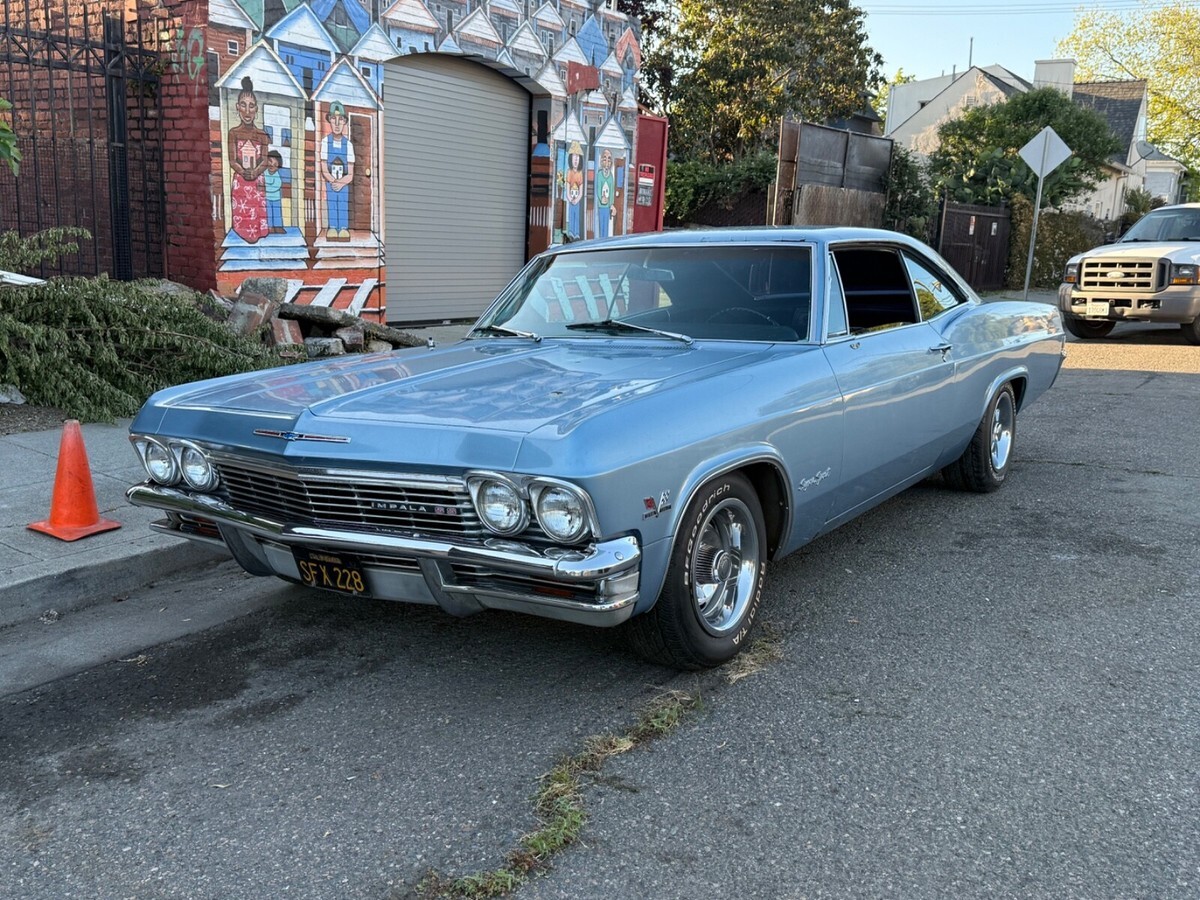 1965 Chevrolet Impala - photo 2