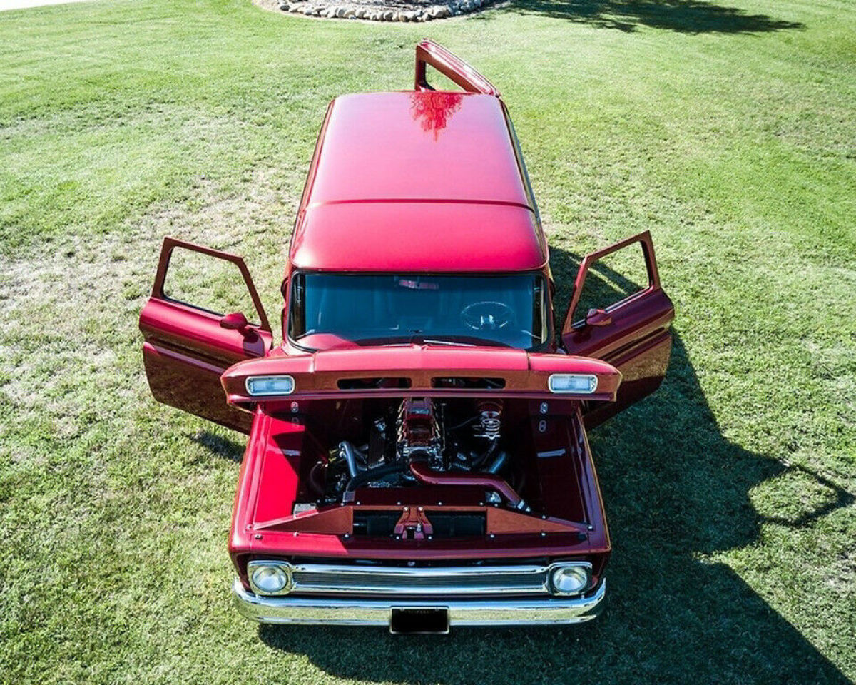 1965 Chevrolet Suburban - photo 11
