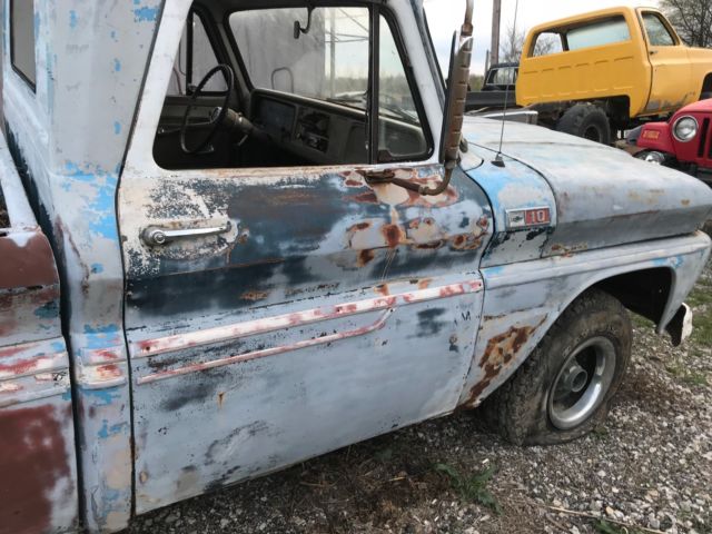 1965 Chevrolet C-10 - photo 2