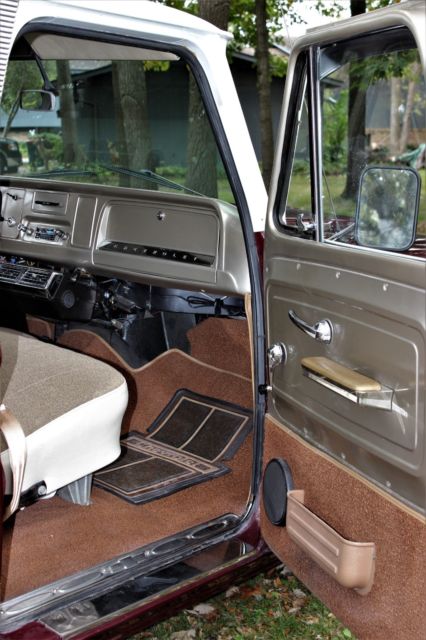 1965 Chevrolet C-10 Custom Short Box Pickup Classic Collector Truck - photo 8