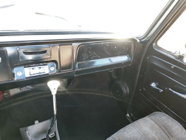 1965 Chevrolet C-10 - photo 9
