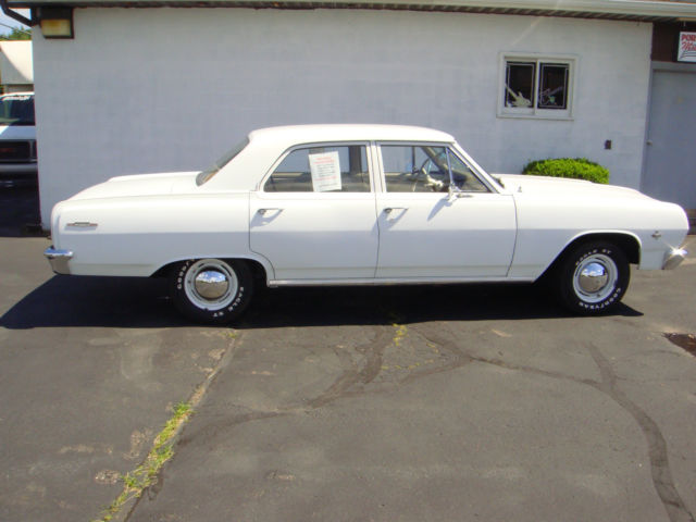 1965 Chevrolet Chevelle 300 - photo 2