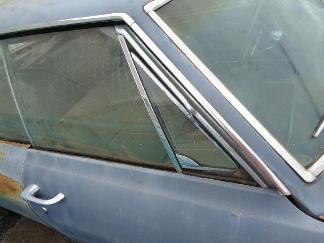 1965 Chevrolet Corvair - photo 10