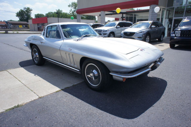 1965 Chevrolet Corvette STINGRAY - photo 4