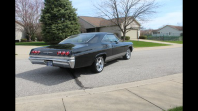 1965 Chevrolet Impala 2 door coupe - photo 10