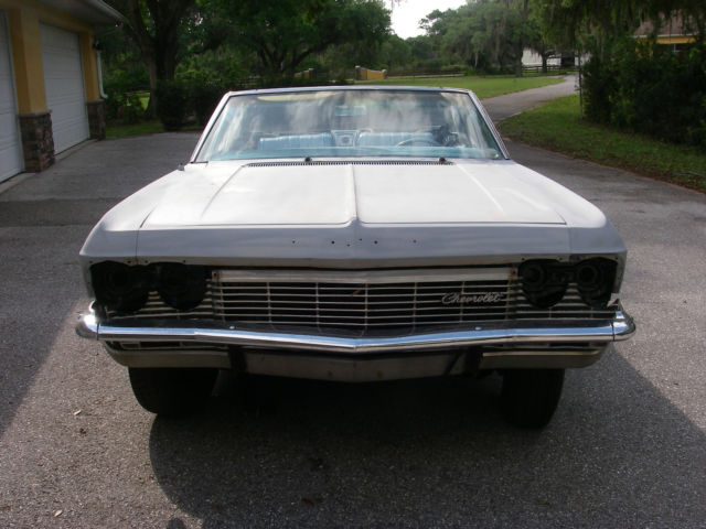1965 Chevrolet Impala - photo 2