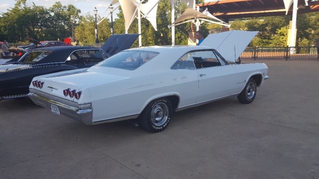1965 Chevrolet Impala - photo 2