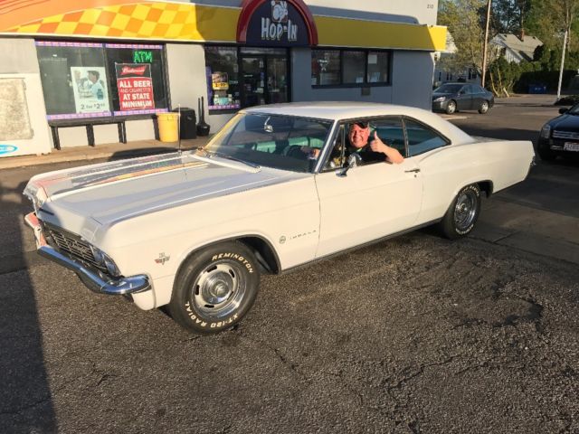 1965 Chevrolet Impala - photo 5