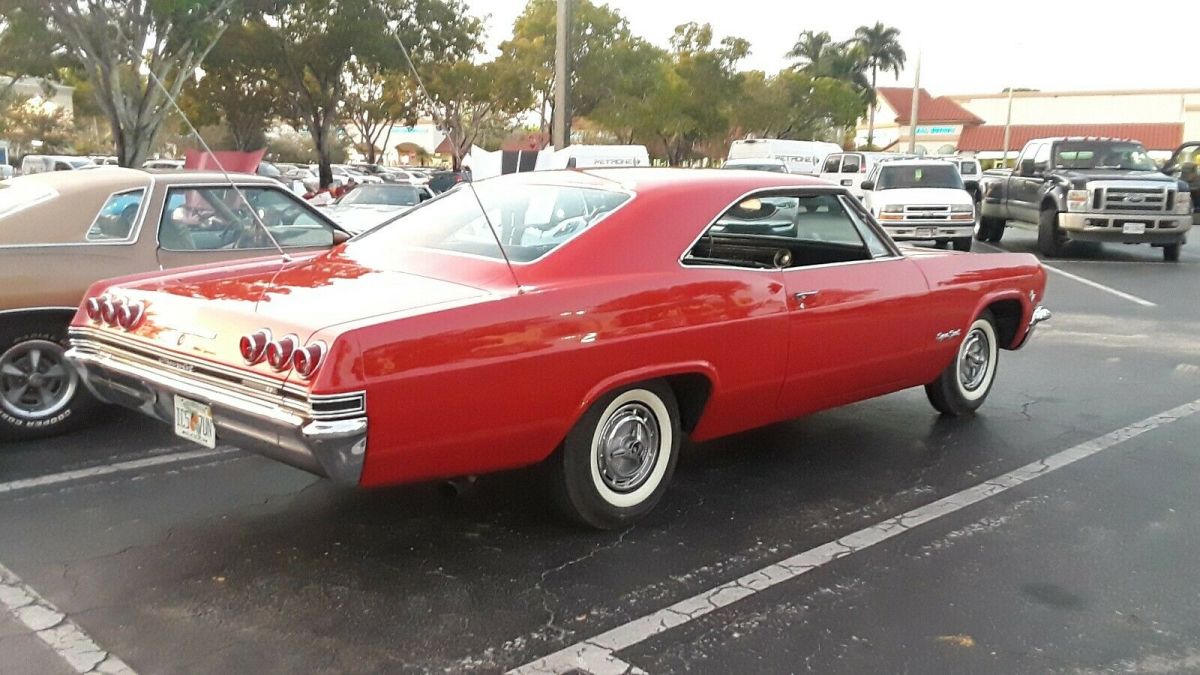 1965 Chevrolet Impala SS - photo 2