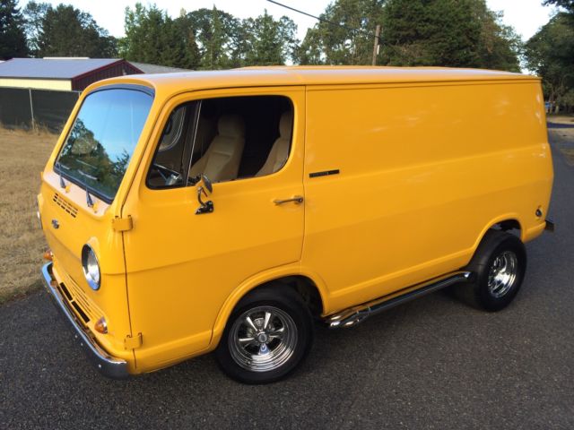 1965 Chevrolet G20 Van - photo 11