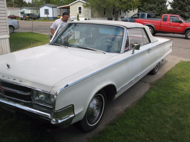 1965 Chrysler 300 Series - photo 3