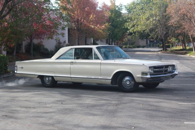 1965 Chrysler 300 Series - photo 4