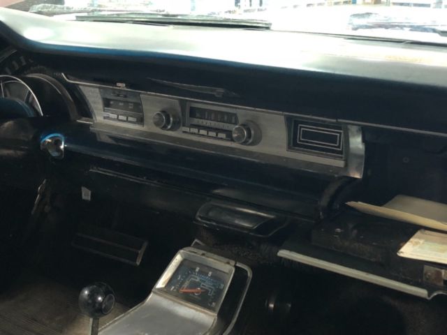 1965 Chrysler 300 Series Convertible - photo 12