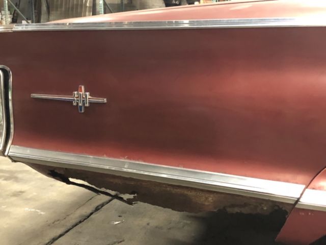 1965 Chrysler 300 Series Convertible - photo 8