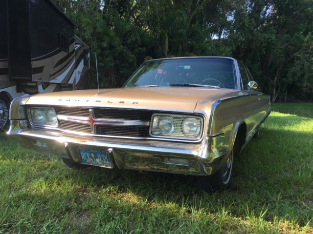 1965 Chrysler 300 Series - photo 2