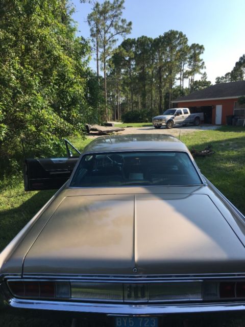 1965 Chrysler 300 Series - photo 3
