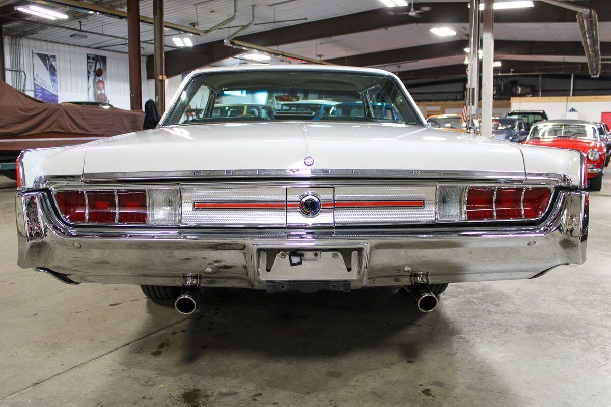 1965 Chrysler 300L - photo 4