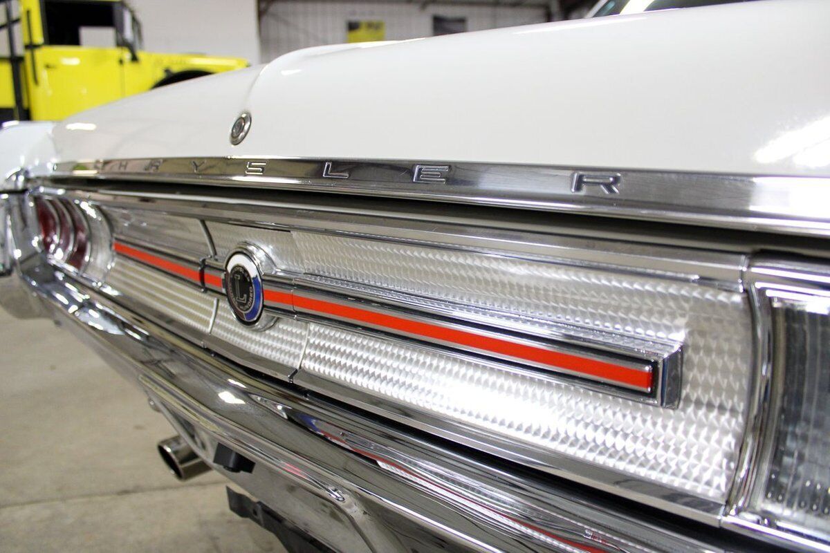1965 Chrysler 300L - photo 5