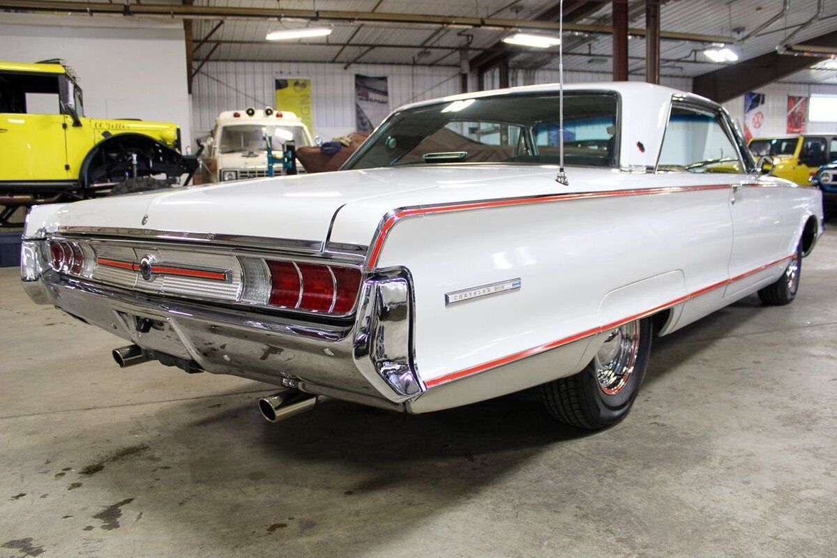 1965 Chrysler 300L - photo 6