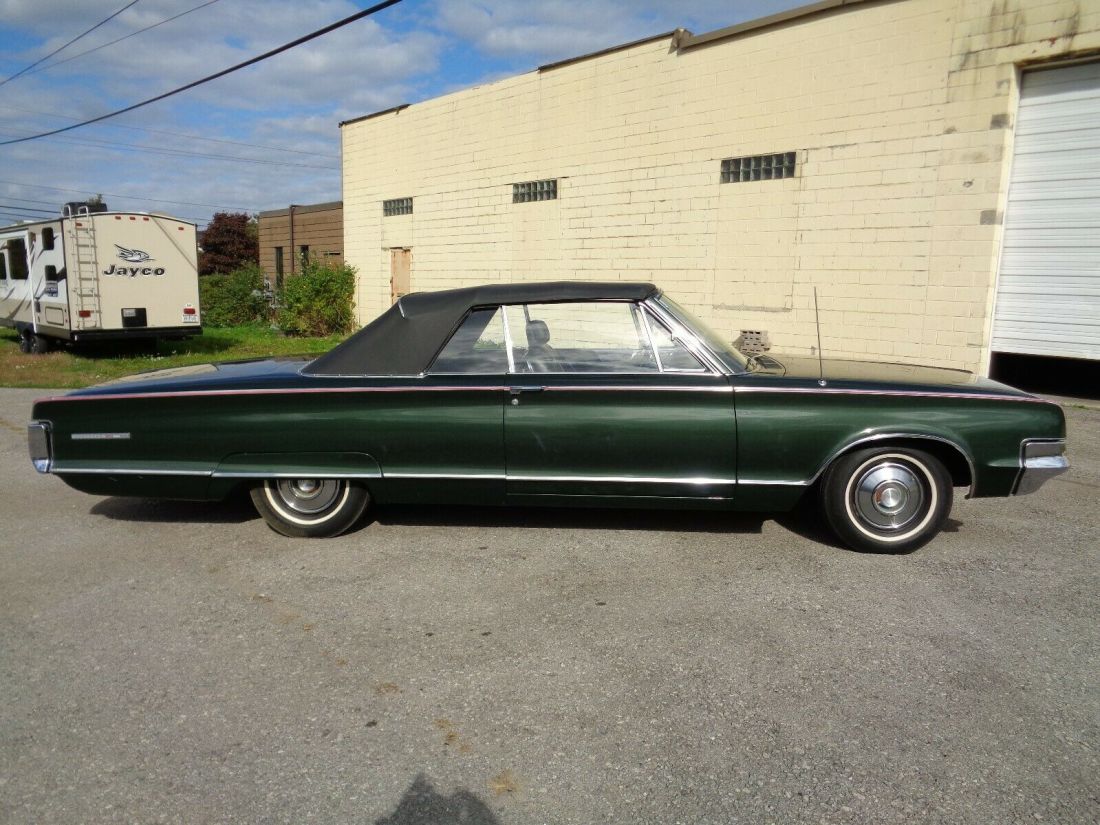 1965 Chrysler 300 Series - photo 5